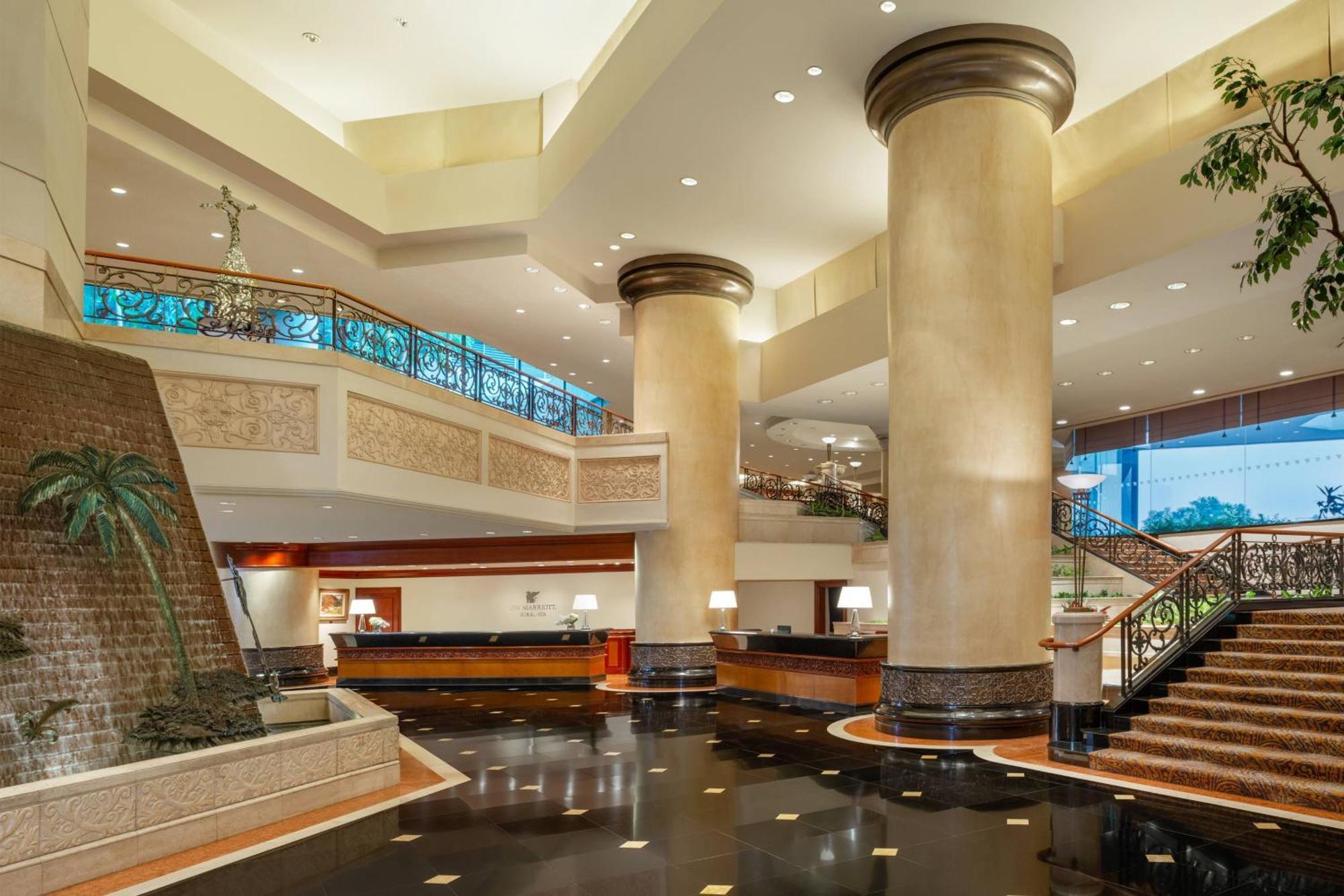 JW Marriott Hotel Surabaya Eksteriør bilde