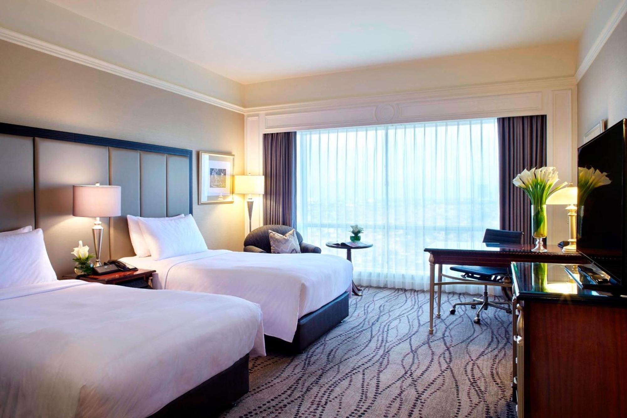 JW Marriott Hotel Surabaya Eksteriør bilde