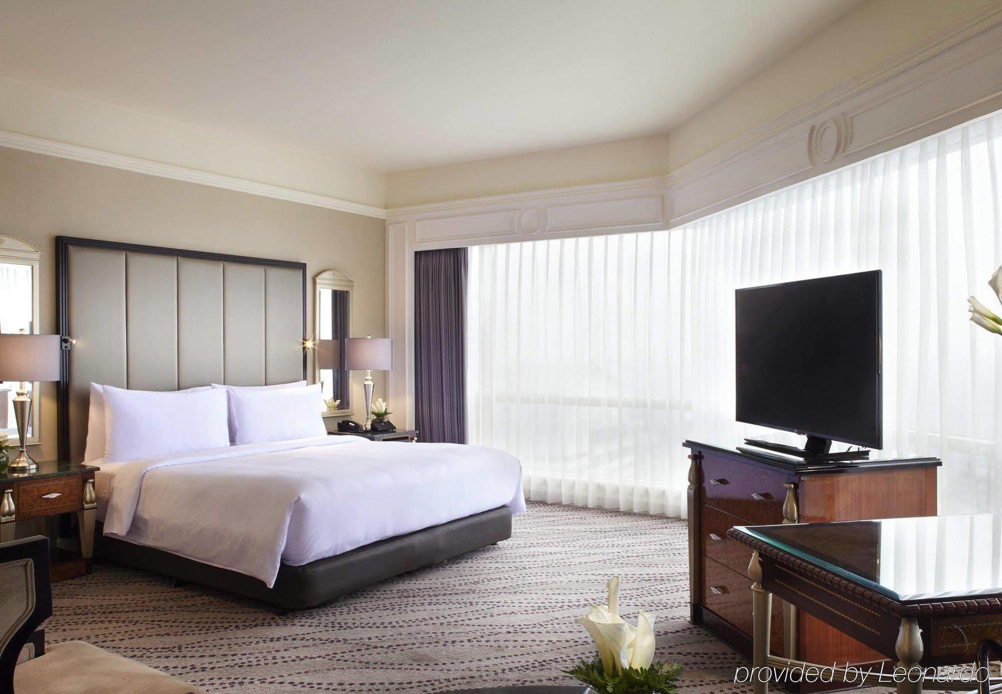 JW Marriott Hotel Surabaya Eksteriør bilde